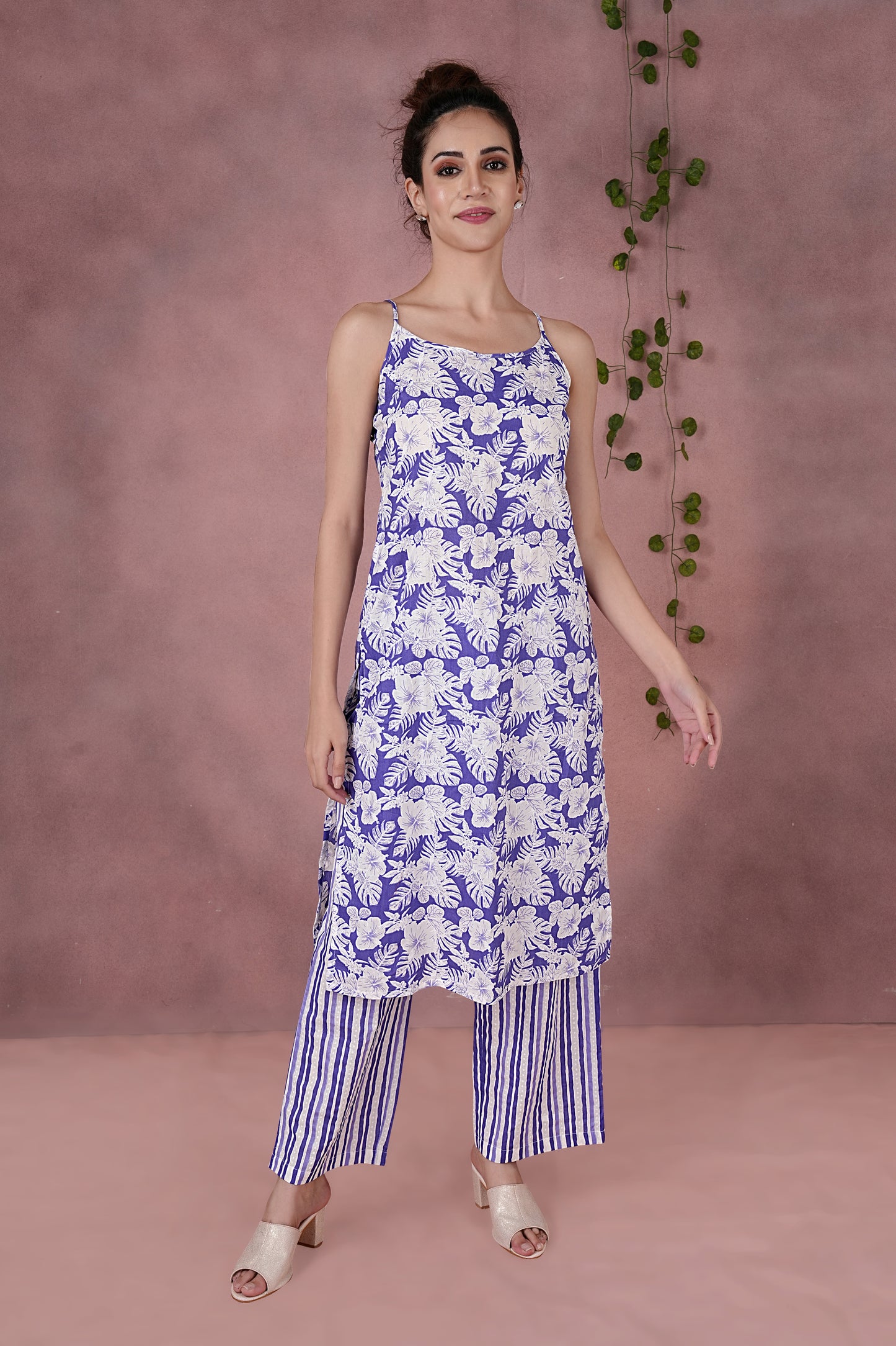 Women's Jaipuri Cotton Floral Print Kurta & Palazzo Set - Purple
