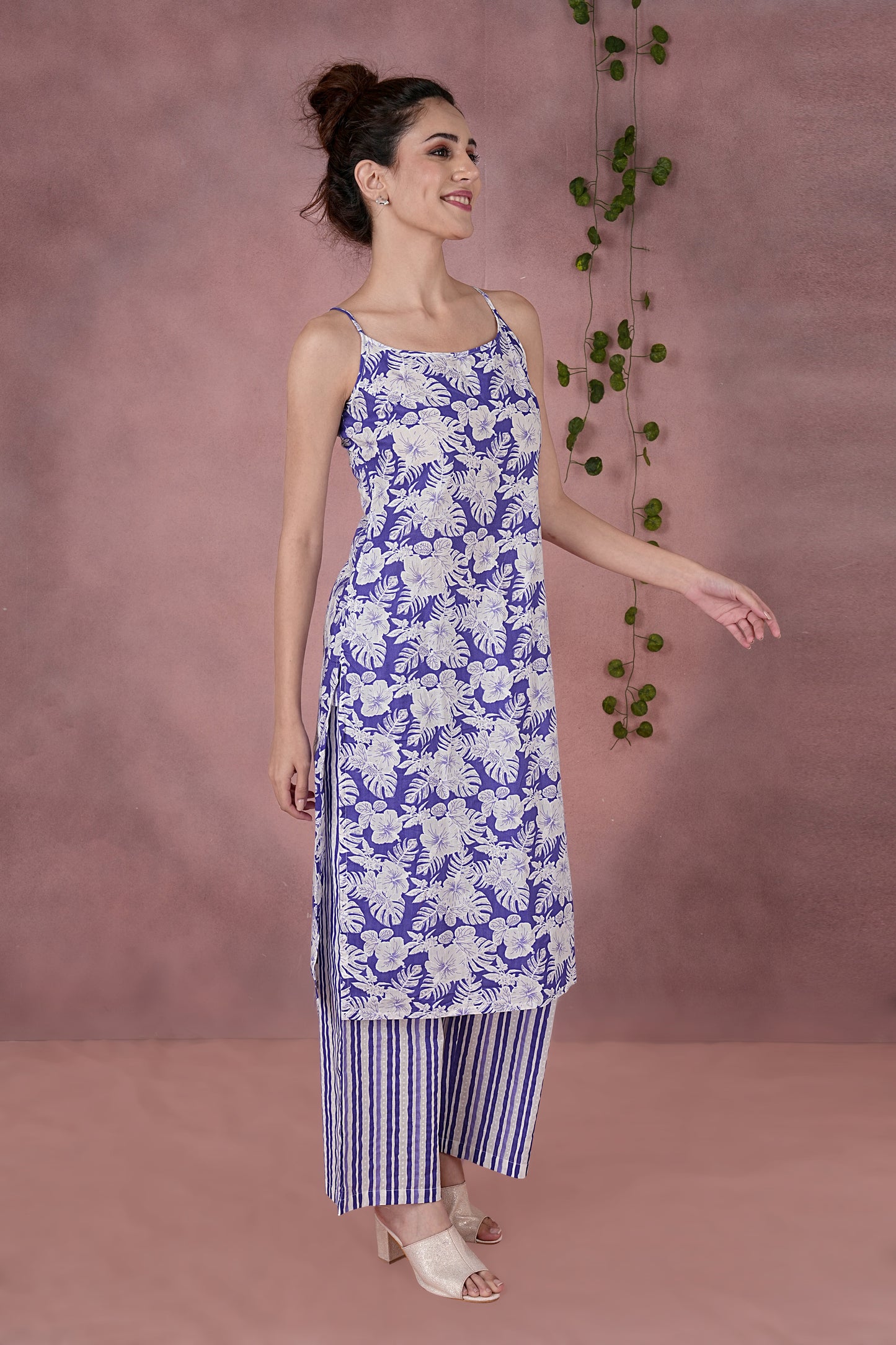 Women's Jaipuri Cotton Floral Print Kurta & Palazzo Set - Purple