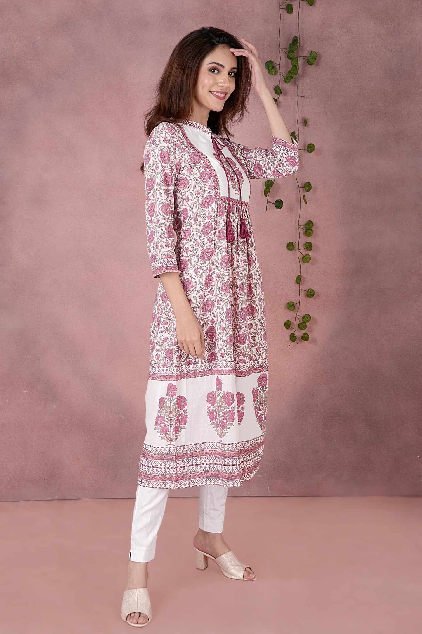 Elegant Pink Floral Block Printed Cotton Kurta
