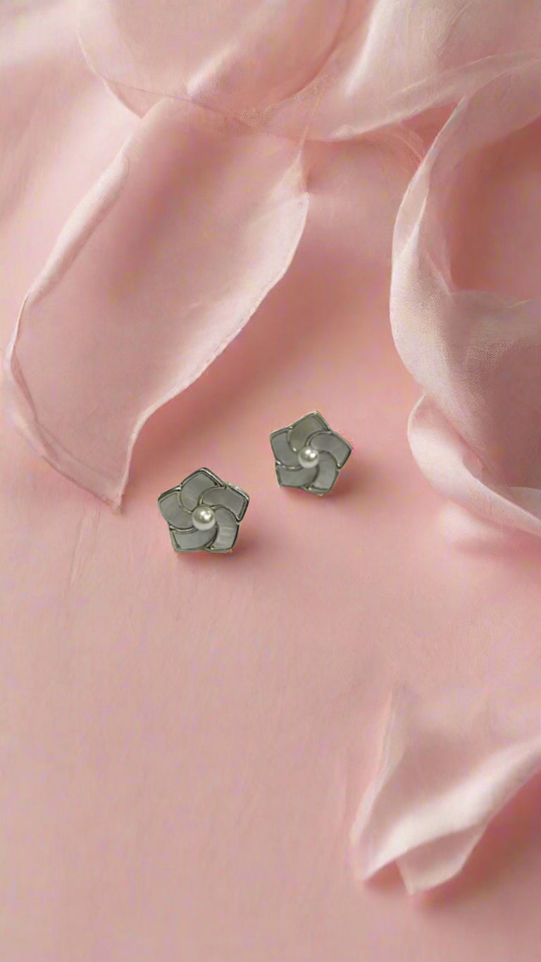 Elegant Petal Pearl Stud Earrings β Silver-Trimmed Floral Design