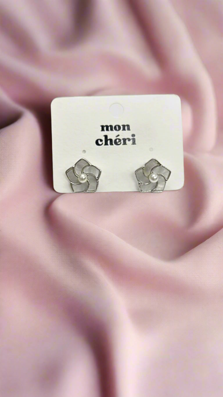 Elegant Petal Pearl Stud Earrings β Silver-Trimmed Floral Design