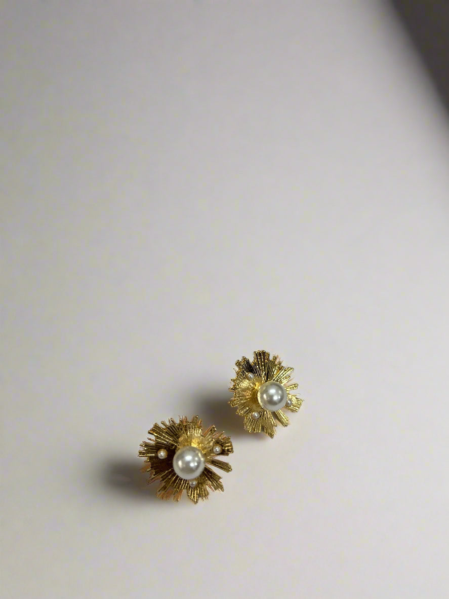 Golden Sunburst Pearl Studs – Radiance Redefined