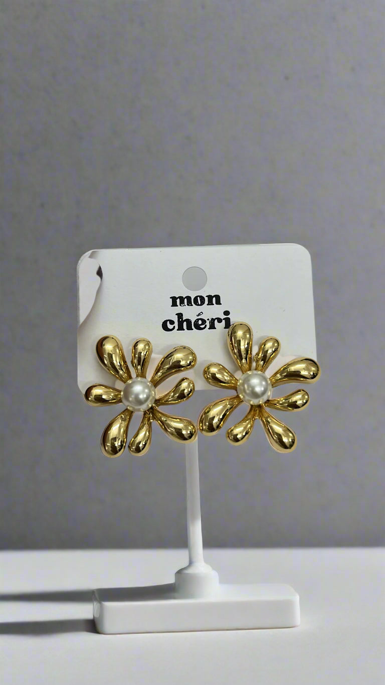 Golden Bloom Pearl Studs – Luxe Floral Chic