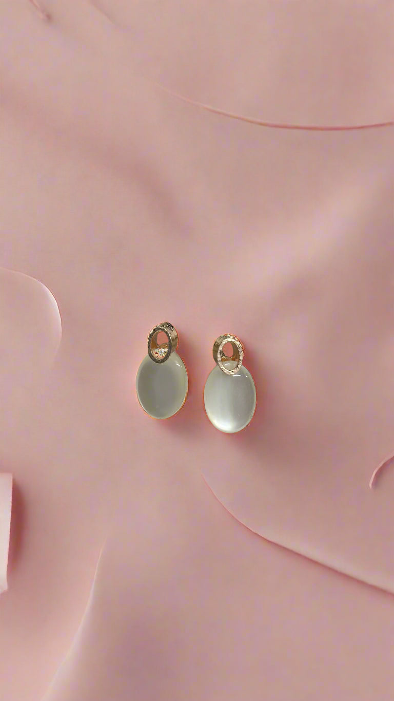Elegant Golden White Oval Drop Earrings