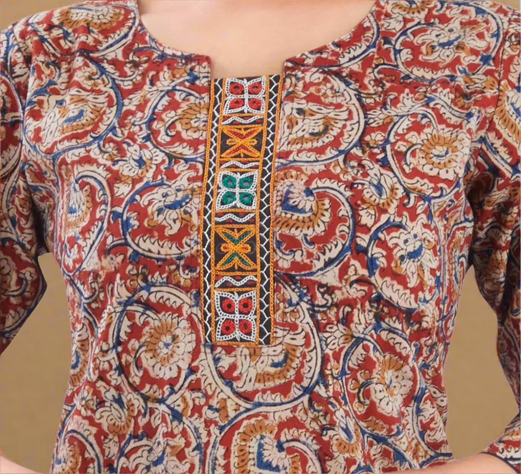 Vismi Maroon Cotton Handcrafted Kamlakari Short Kurti for Women