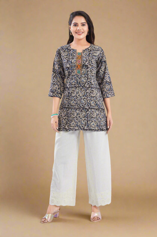 Vismi Black Cotton Handcrafted Kamlakari Short Kurti for Women