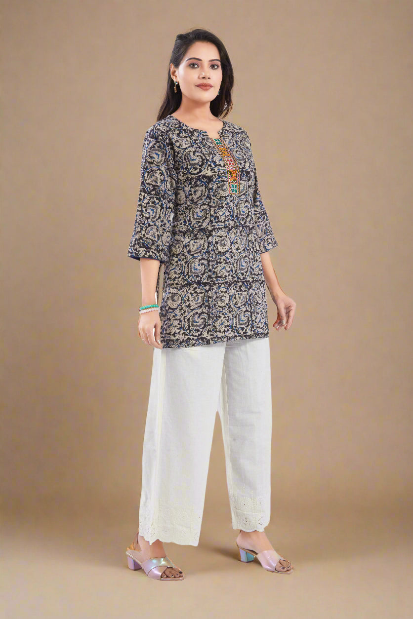 Vismi Black Cotton Handcrafted Kamlakari Short Kurti for Women